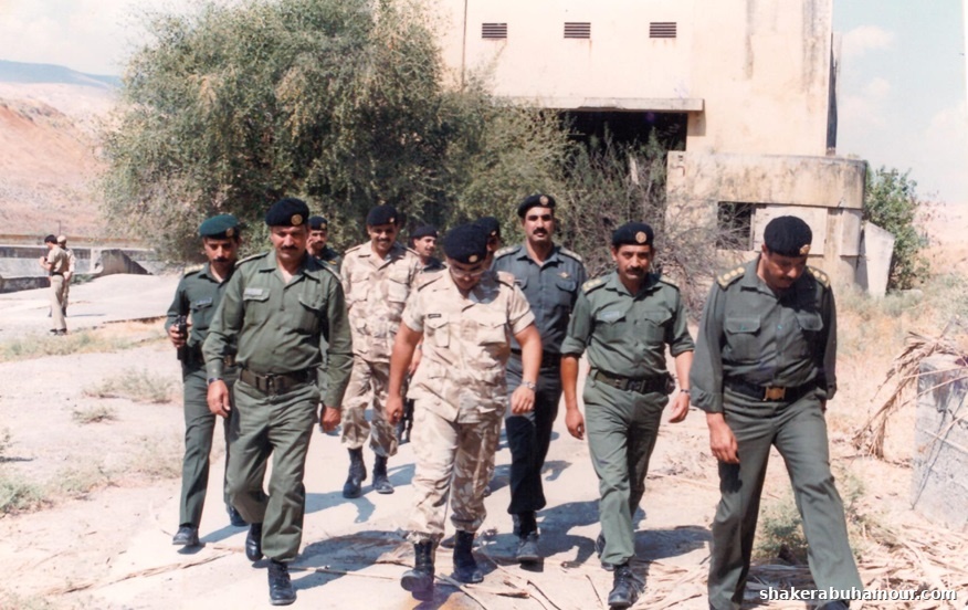 العميد الركن شاكر أبو حمور خلال مناسبة عسكرية