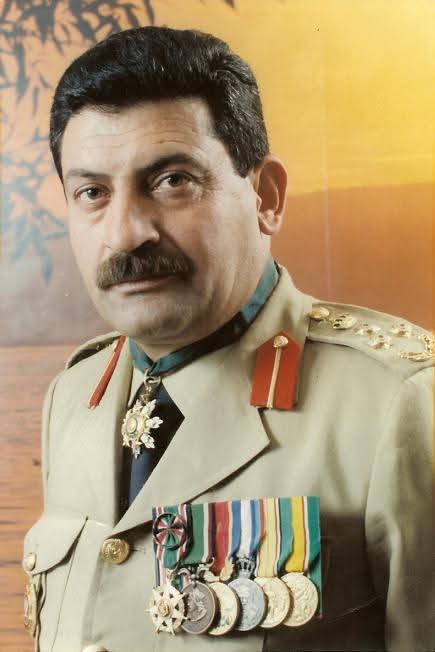 صورة العميد شاكر