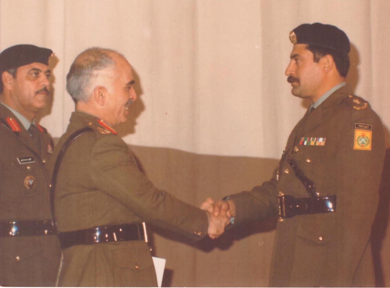 صورة العميد